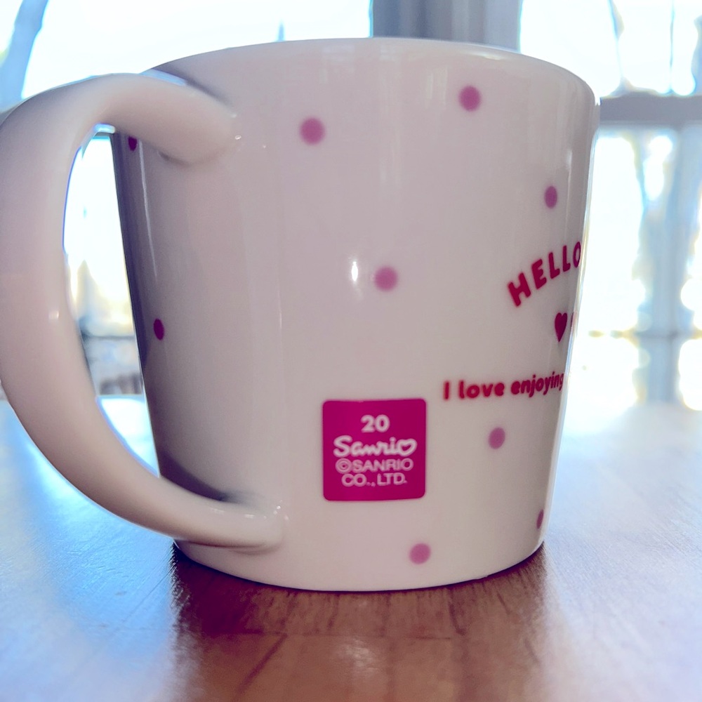Hello Kitty Mug - Picture 3 of 5